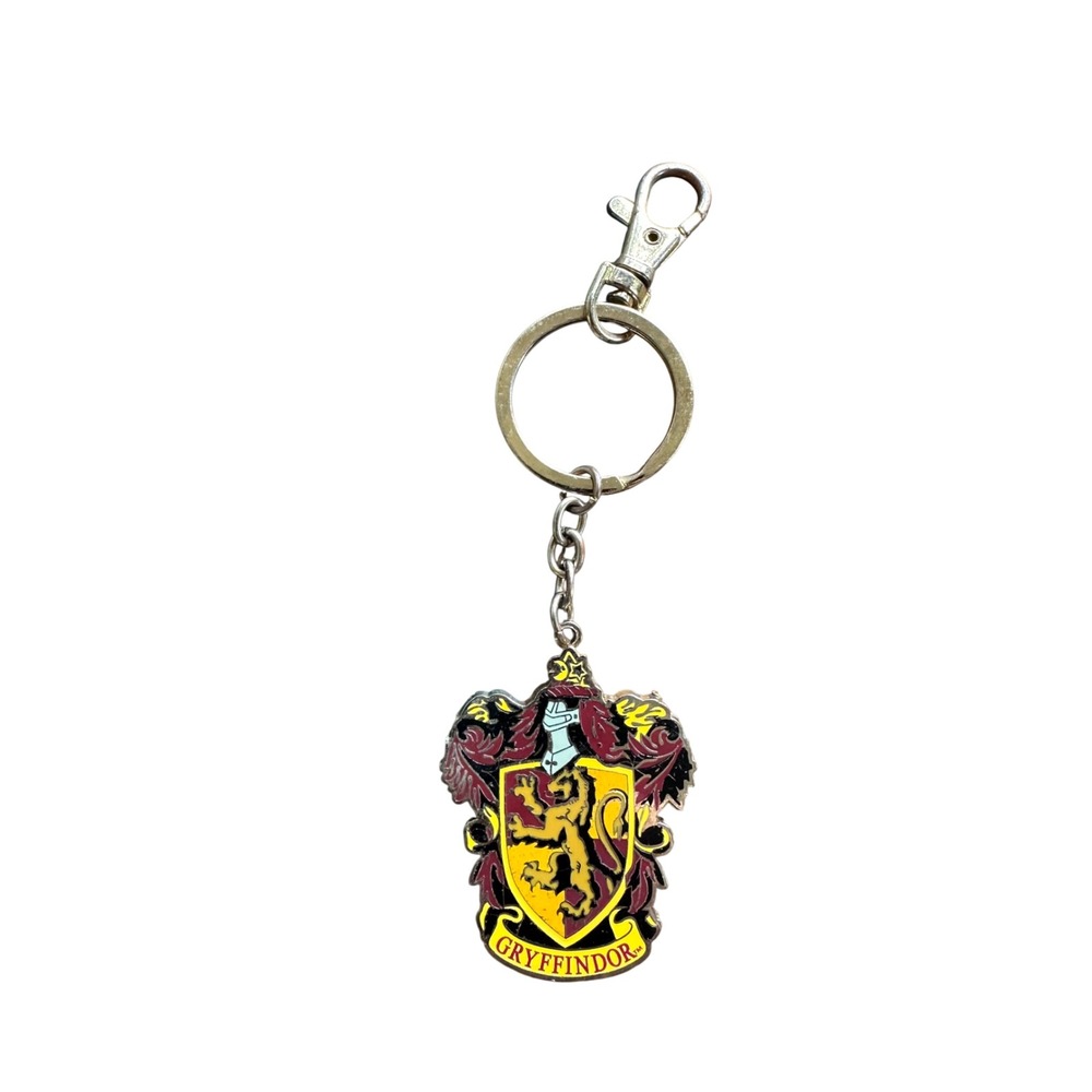 Harry Potter Gryffindor Crest Keychain Universal Studios Wizarding World Metal